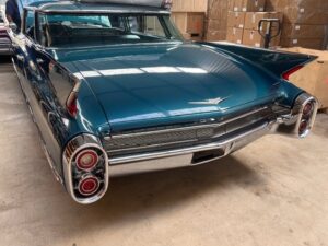 Fri 10th Bob 60 Caddy rear